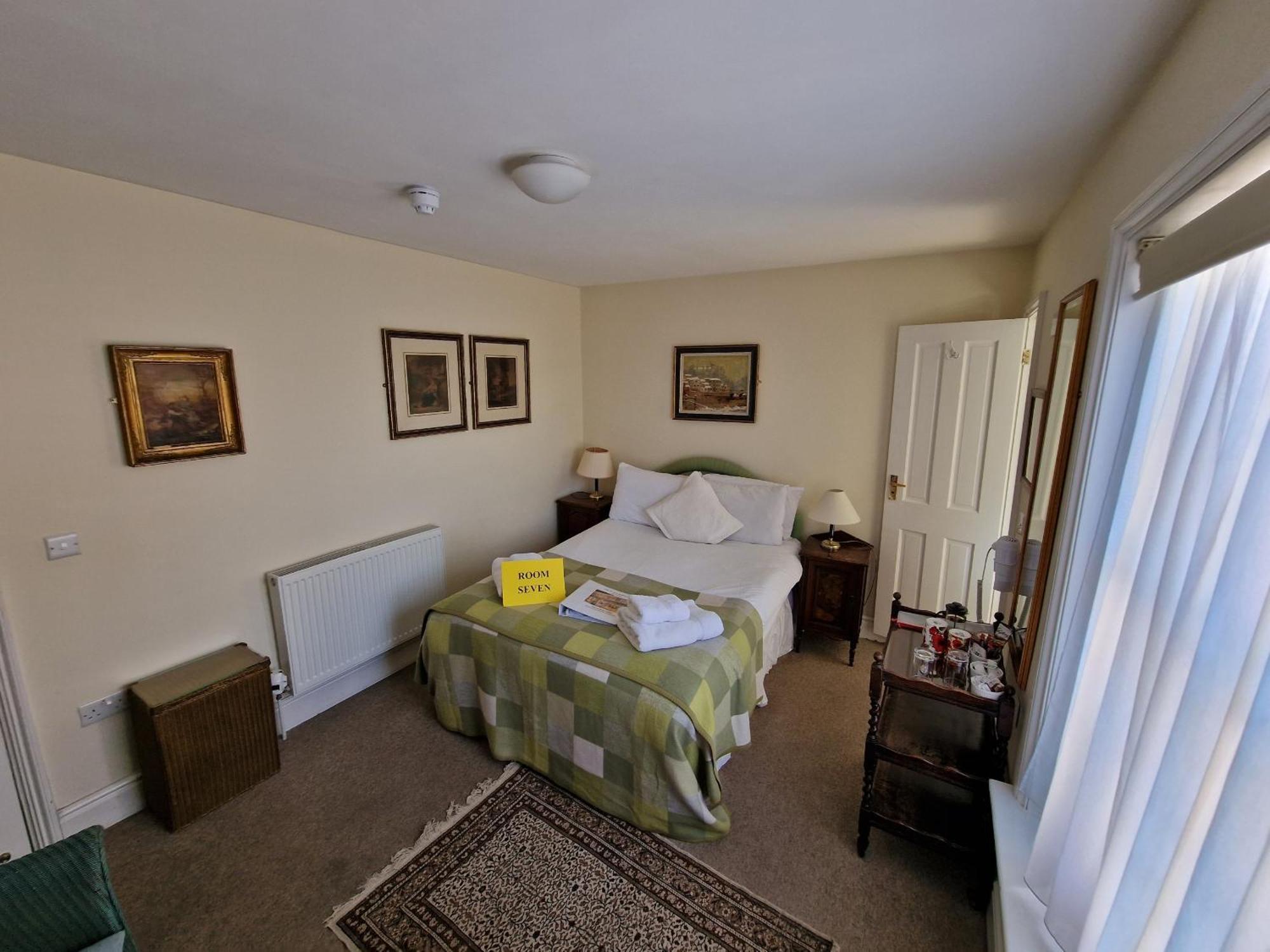 Black Horse Canterbury Room photo