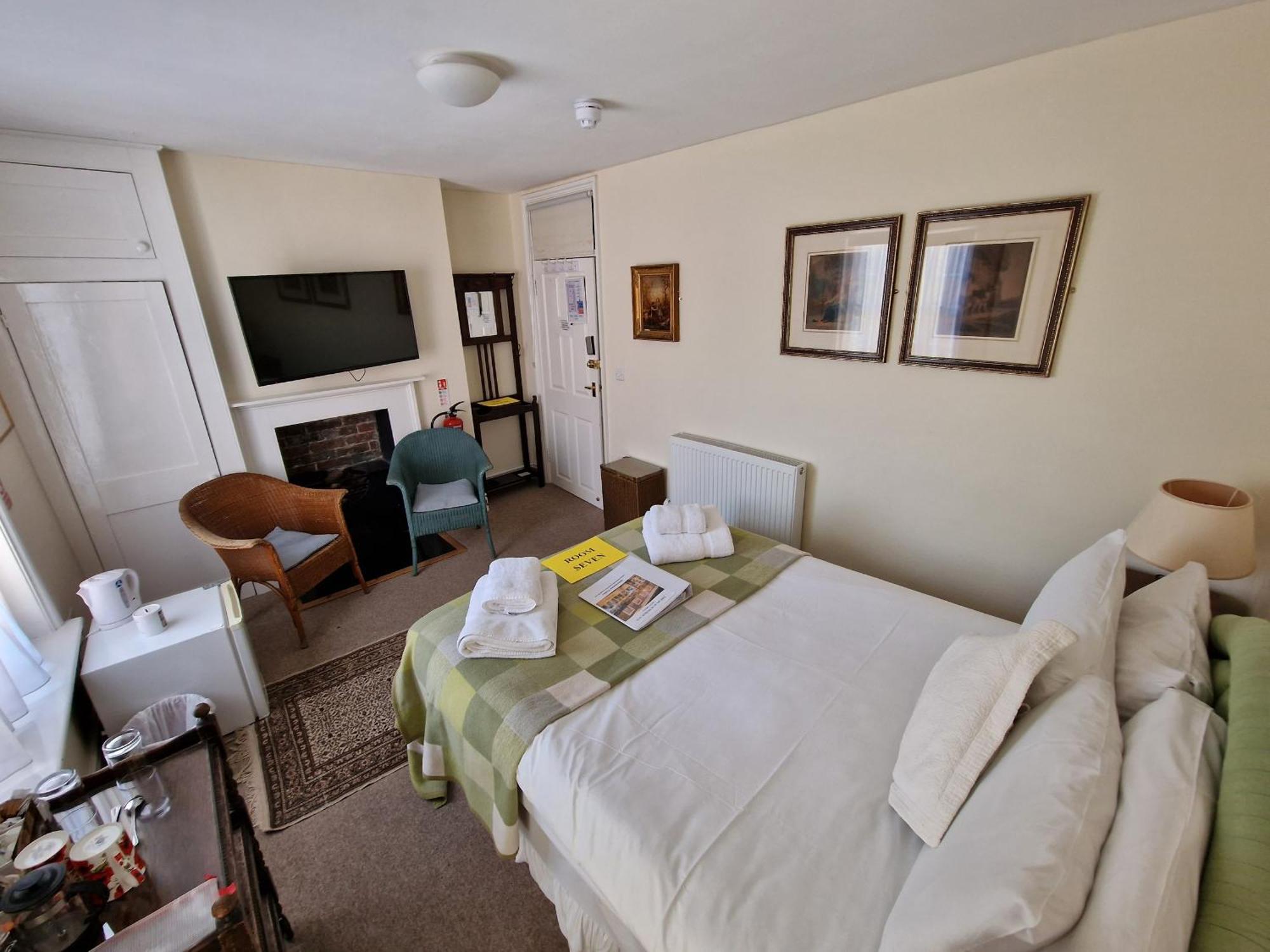 Black Horse Canterbury Room photo