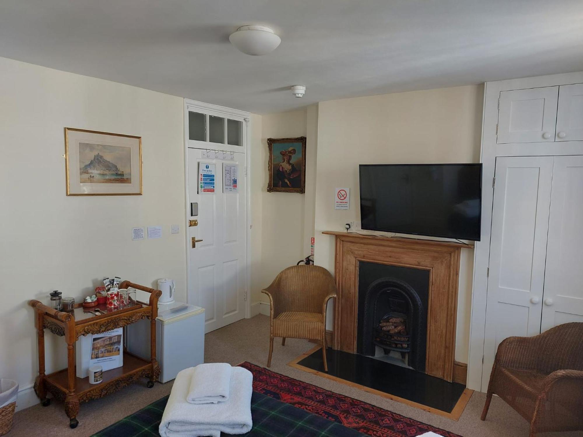 Black Horse Canterbury Room photo